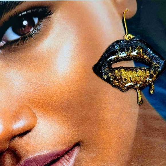 *SOLD OUT*🆕MBM "Black Gold" Drip Lip Earrings 2.65" - Picture 10 of 13